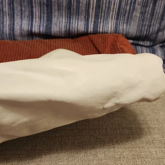 Coach F17605 Ashley Leather Hippie Bag Cross Body Purse White Silver Shoulder - Picture 6 of 10